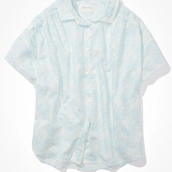 AE American Eagle resort shirt blue and white bshirt sleeve button down - Picture 5 of 16